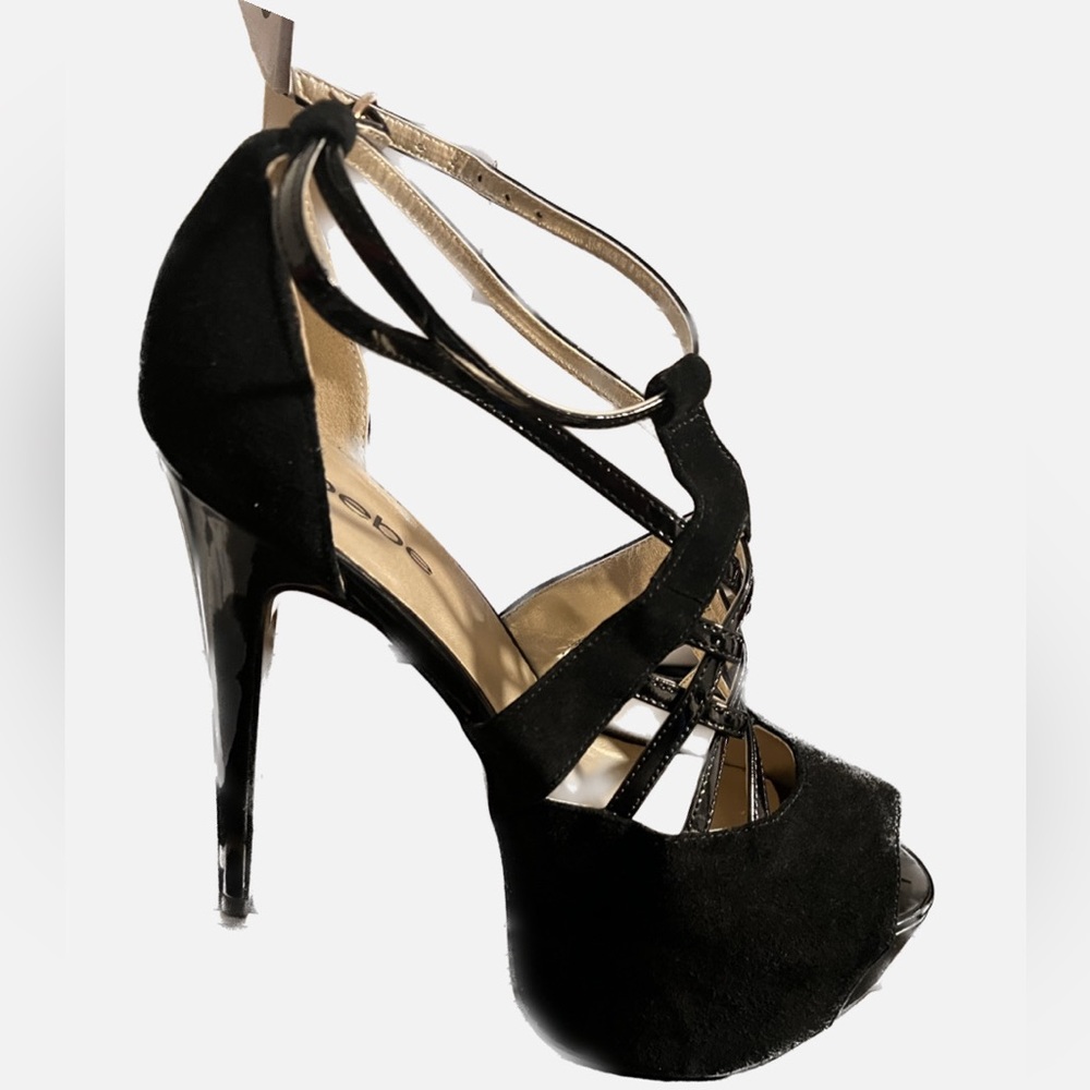 Black Bebe platform heels nwt